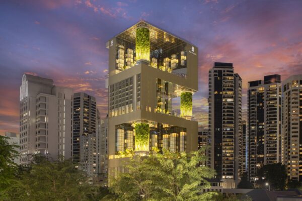 Pan Pacific Orchard by UOL
